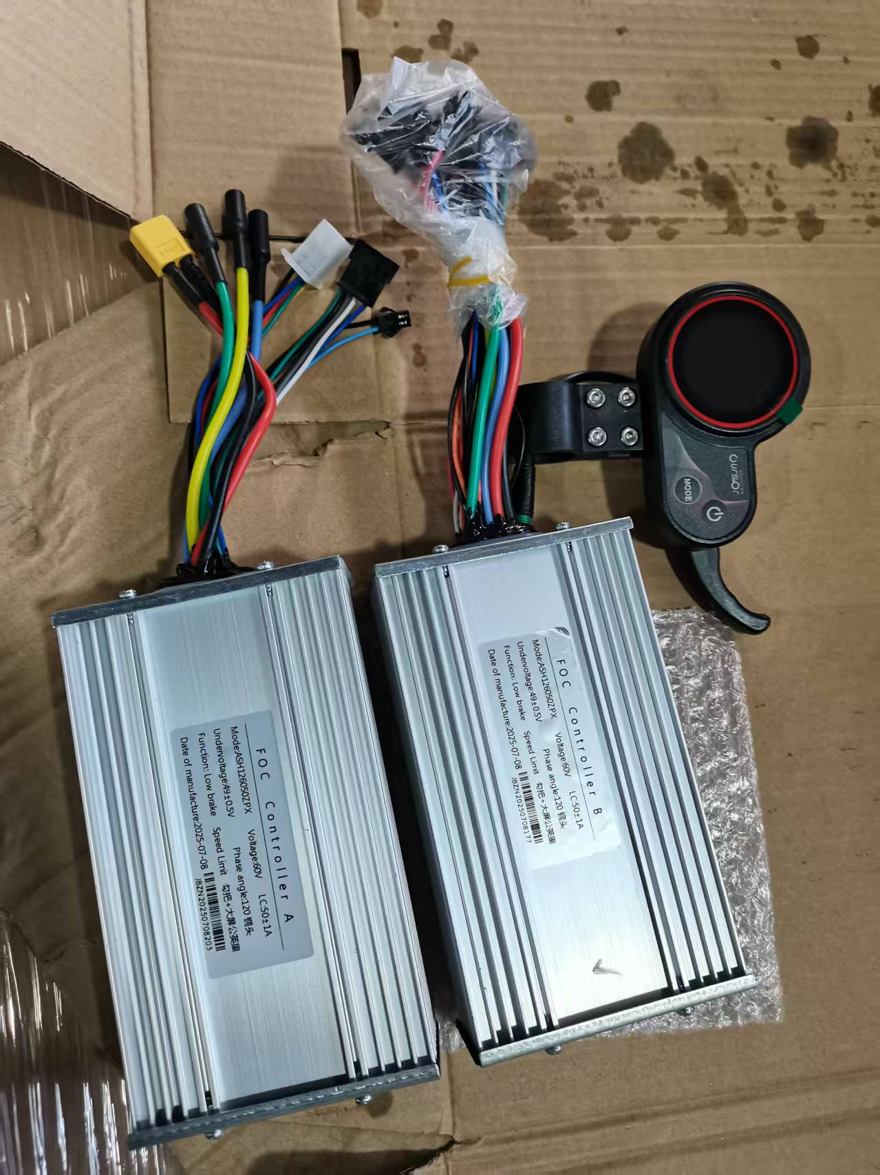 Toptan 60V 45A 50A Elektrikli  - 60V 5600W Dual Motor Electric Scooter incelemesi ve fiyatı